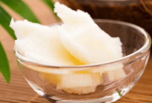 Primeiramente, a banha de porco é uma excelente fonte de energia. Como é composta principalmente por gorduras, ela fornece uma quantidade significativa de calorias, sendo ideal para quem precisa de energia sustentada ao longo do dia.