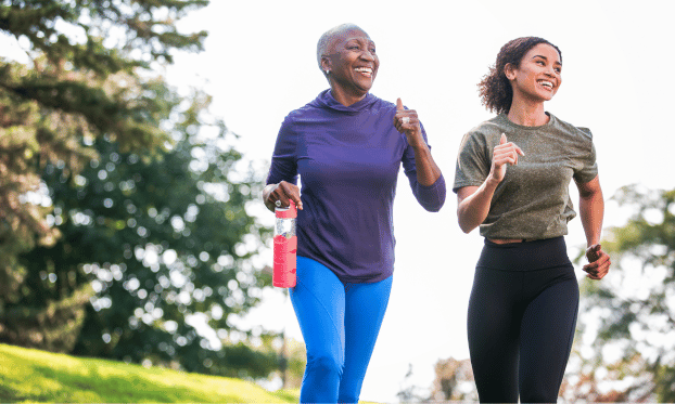 Seja proativo em relação à sua saúde. Não espere pela "motivação" para começar; crie o hábito, coloque os sapatos e permita que o seu corpo experimente a transformação que uma simples hora de caminhada pode proporcionar. O seu "eu" do futuro certamente agradecerá por cada passo dado hoje.