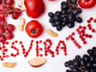 o resveratrol transcende a ideia de ser apenas um "antioxidante comum". Ele é um comunicador molecular; uma chave de fenda biológica que entra no seu DNA e liga os genes de proteção e reparo que a vida moderna sedentarizou. Portanto, ao tomar a decisão madura e consciente de incluir um suplemento de trans-resveratrol purificado e de alta absorção na sua rotina, você não está buscando um atalho milagroso.